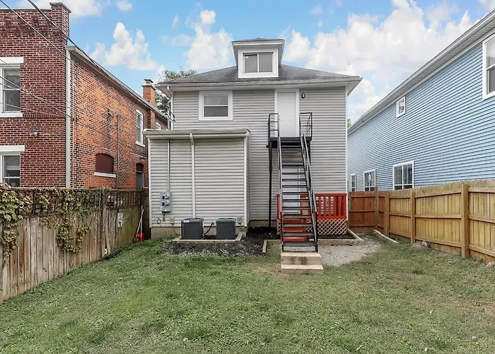 Modern 2Br Near Dt, 8Min Walk To Park&Conservatory