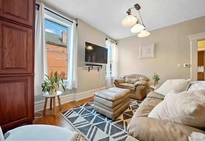 The Village Townhouse - 5 Br