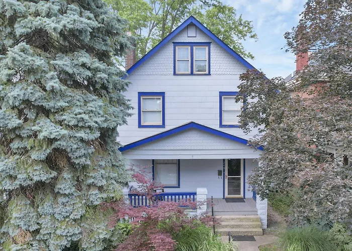 Housepitality - The Maynard Manor