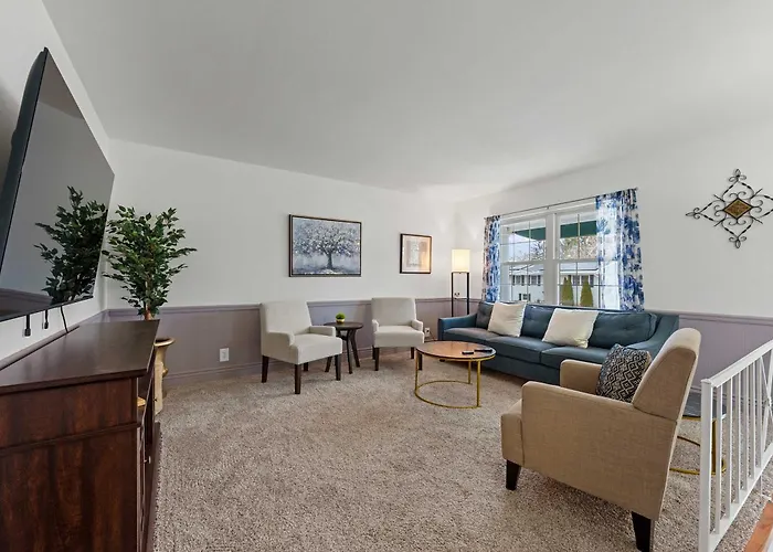 Near Easton, Game Room And 4Br, Family Retreat