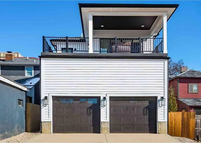 High End New Build, Rooftop Hot Tub, City Views