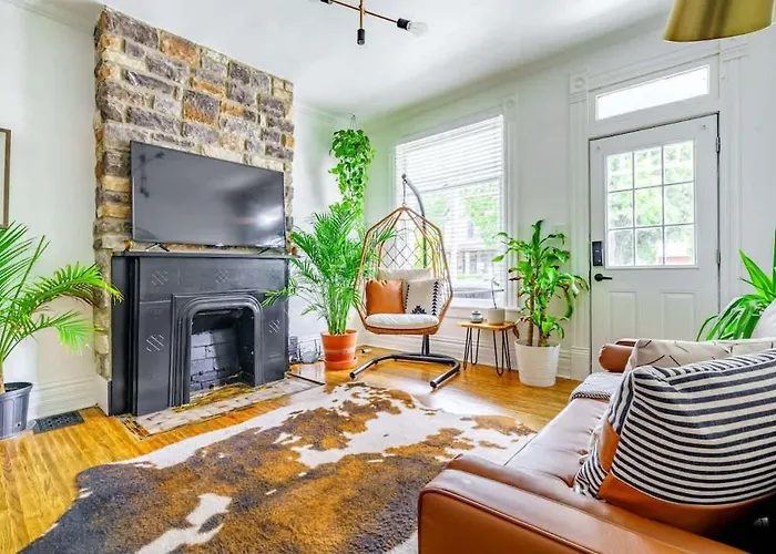 Jungle Fever By Jungle House Walk To High Street Near Convention Center Osu & Nationwide Arena Downtown & Short North 5 800 Reviews Private Parking