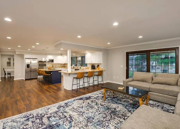 Spacious 4Br Near Botanical Gardens