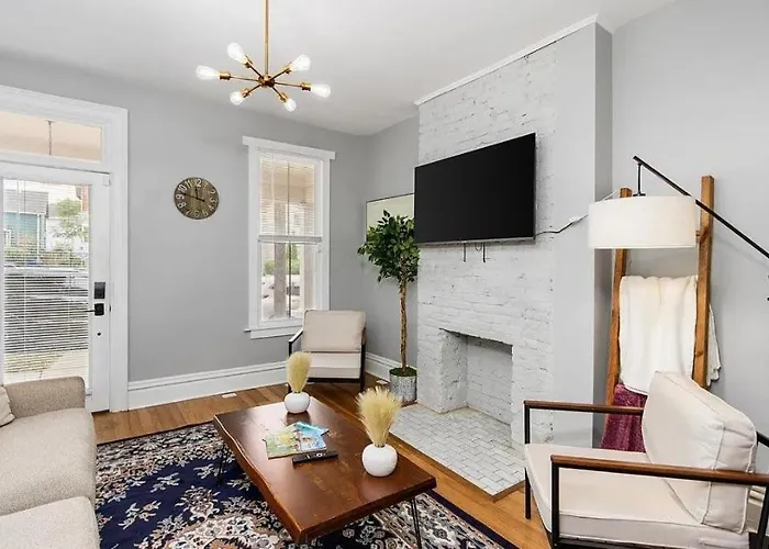 Boutique Italian Village Osu 4Br 4 Parking