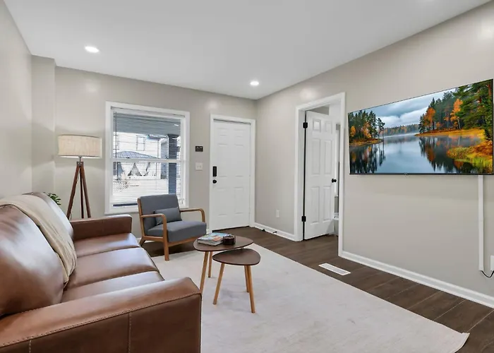 Bright And Cozy 3Br Retreat Near Downtown Columbus