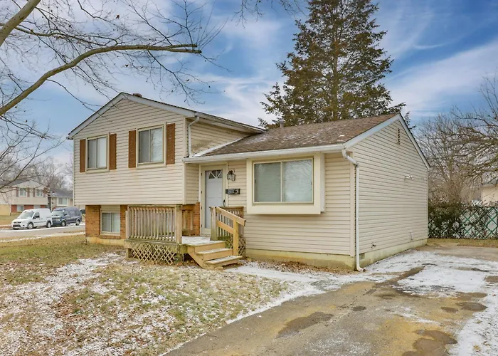 Explore Columbus! Fully Renovated Home W/ Yard