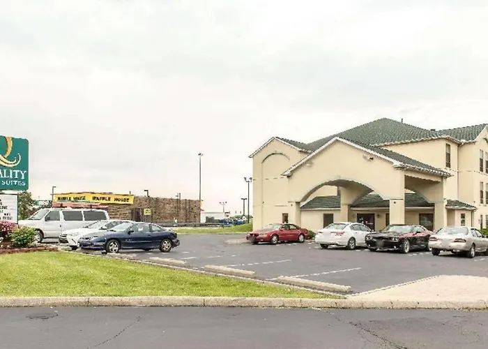 Quality Inn & Suites Columbus West - Hilliard