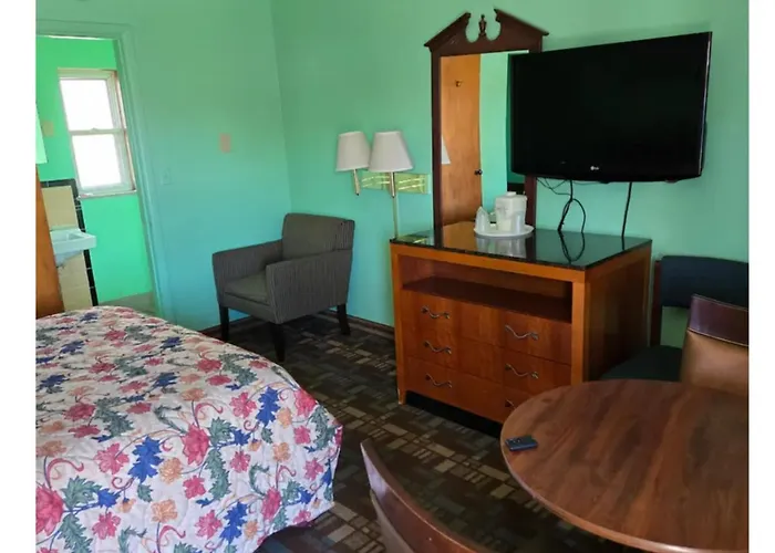 Capital Motel