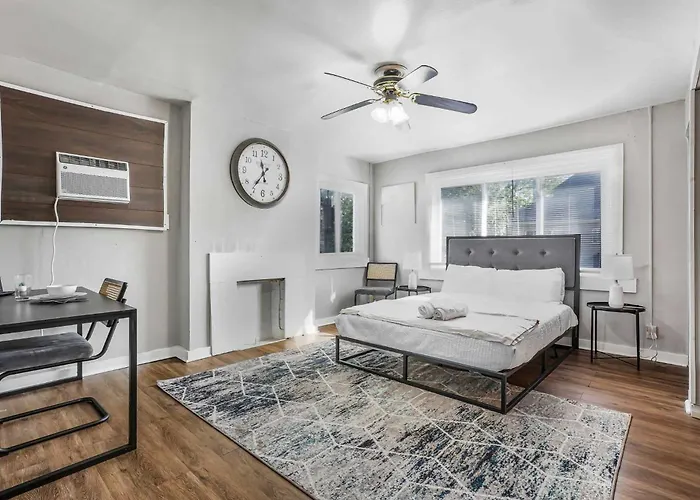 Efficient Studio Near Osu - Great Monthly Rates