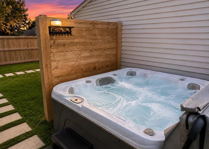 Private Ranch - Entire Home - 3 Bed Room - Hot Tub - King Bed - Fenced Yard - Pets & Kids Welcome - Game Shed - Free Wifi