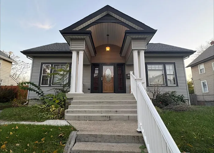 Spacious, Family Friendly 4Br, 5Qn Beds With Garage In Columbus